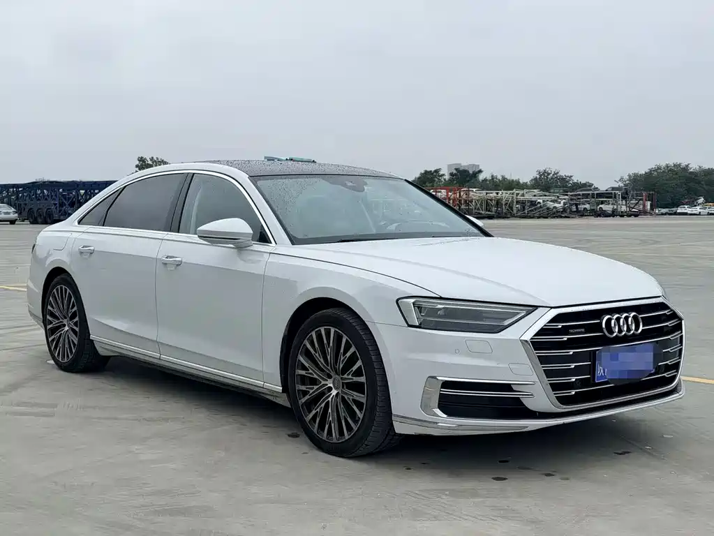 Audi A8 — миниатюра 3
