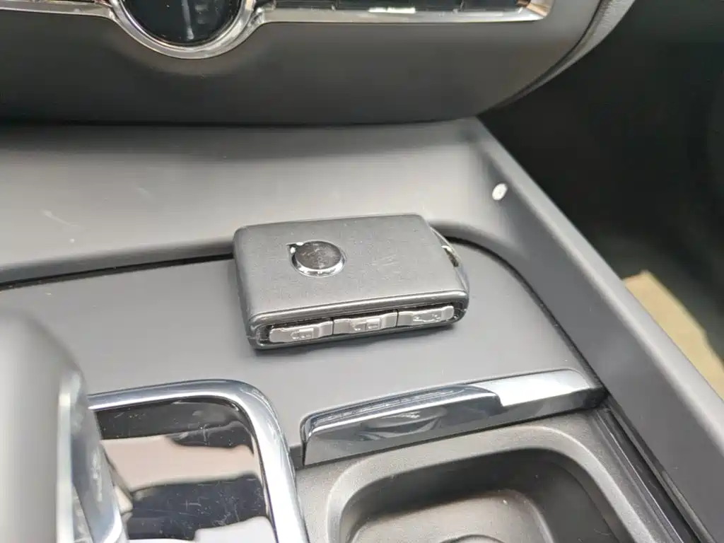 Volvo S60 2025 B4 Luxury