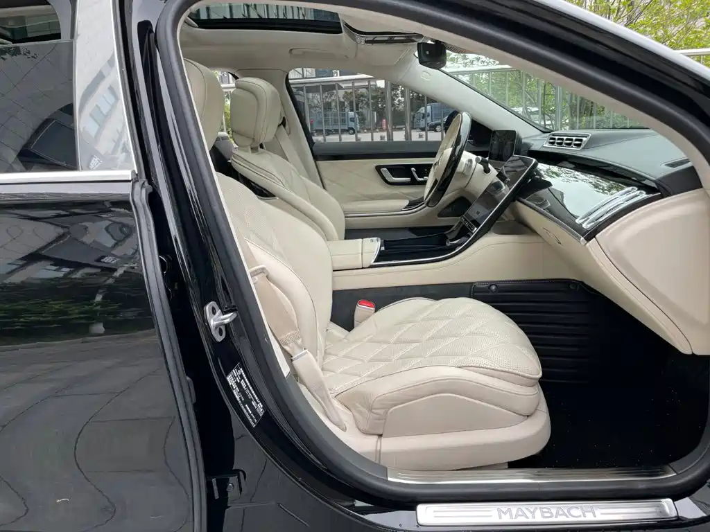 Mercedes-Benz S-Class — миниатюра 18