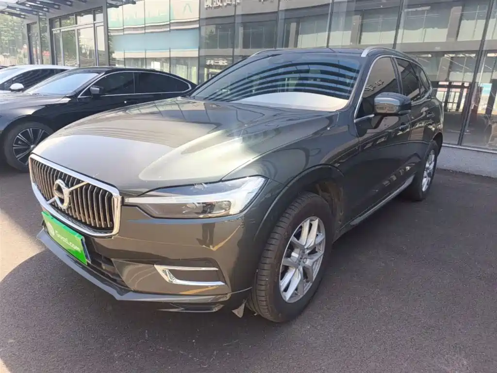 Volvo XC60 2021