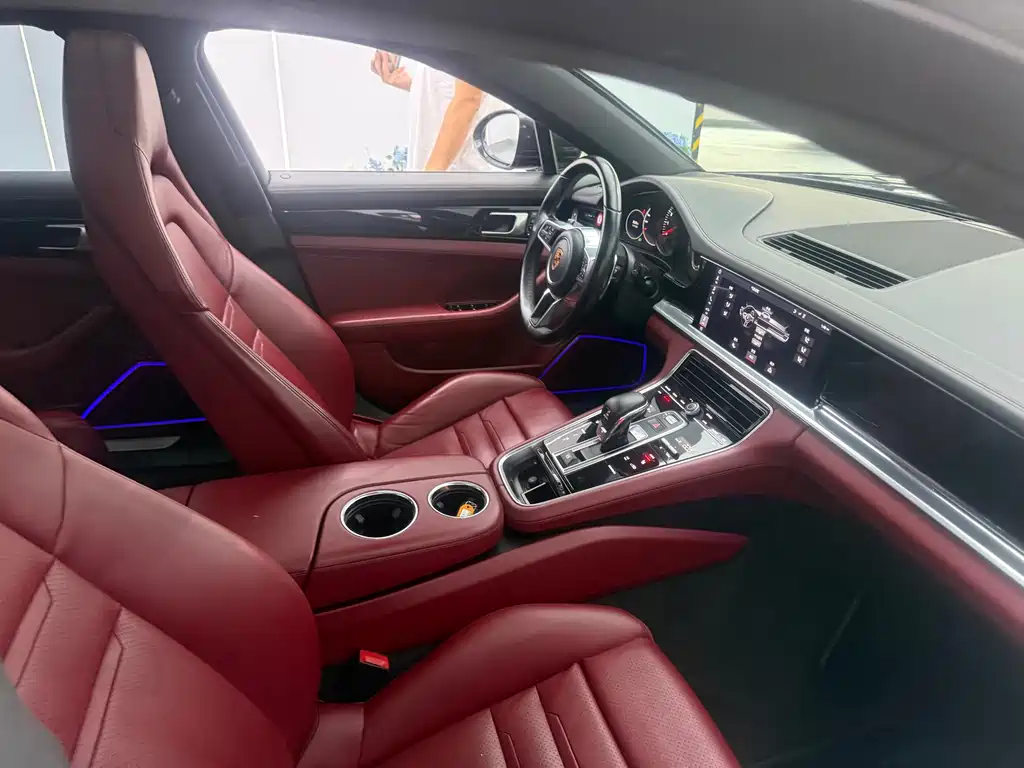 Porsche Panamera — миниатюра 4