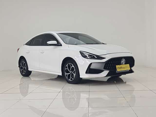 MG MG5 1.5 л 2024 г. Белый, пробег 21000 км