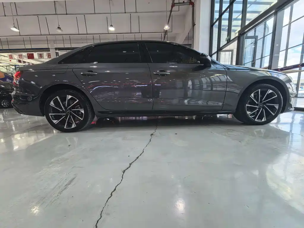 Audi A4L — миниатюра 25