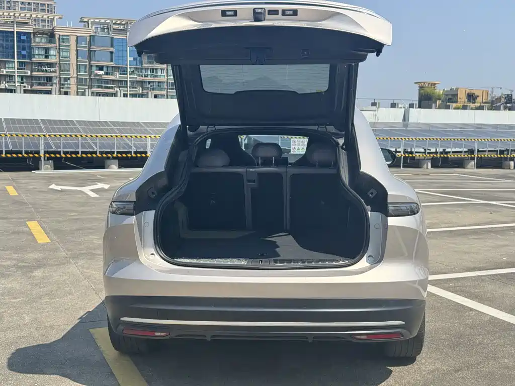 NIO EC6 — миниатюра 8