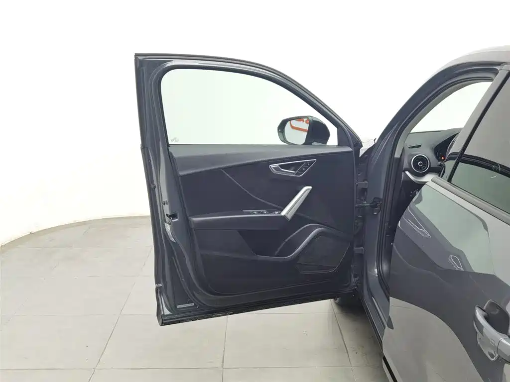 Audi Q2L 2021 35 TFSI