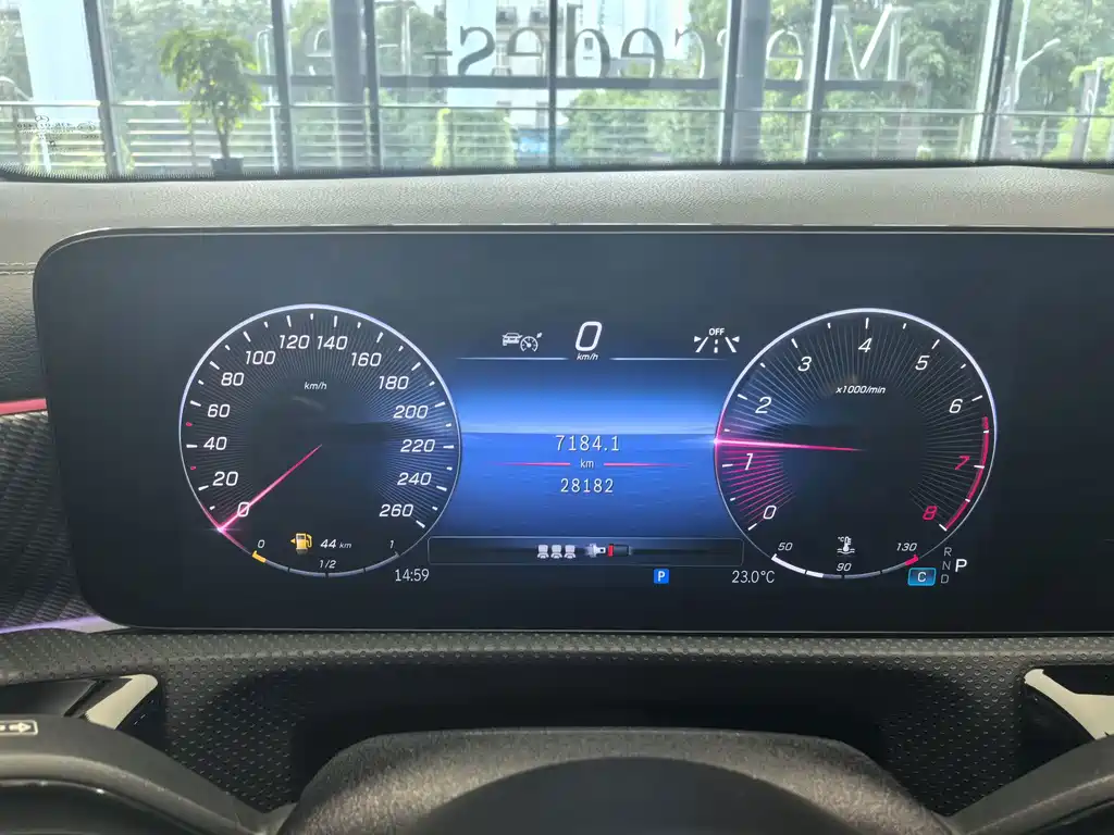 Mercedes-Benz A-Class 2023 — фото 8