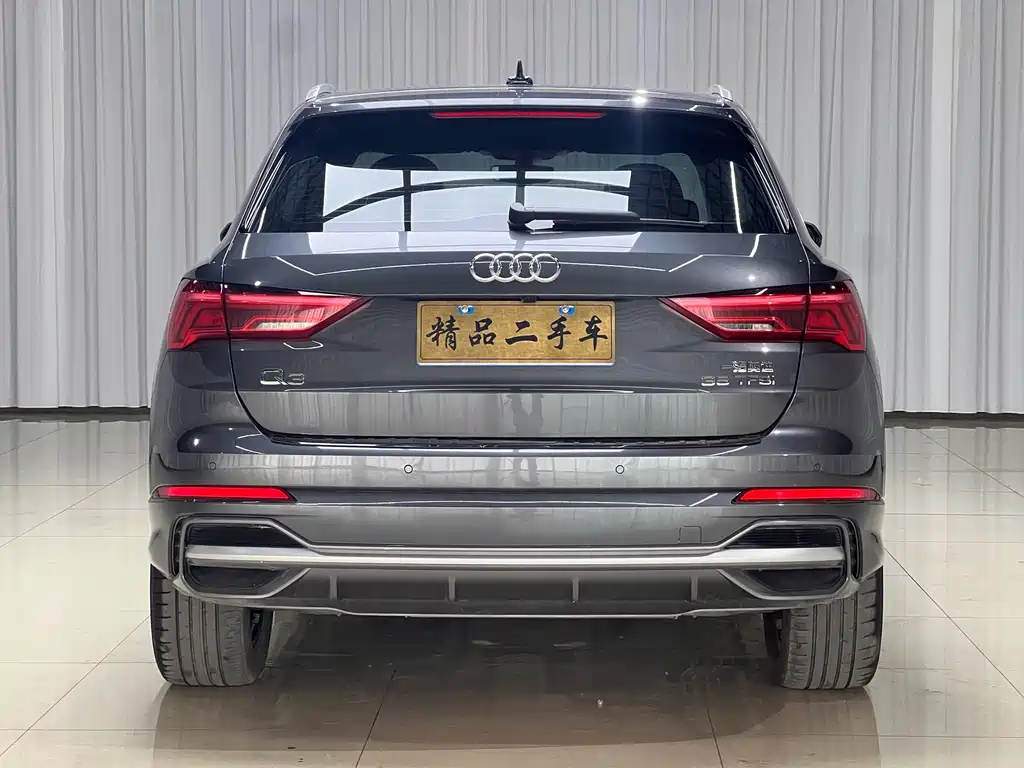 Audi Q3 2023 35 TFSI Fashion (1.5T)