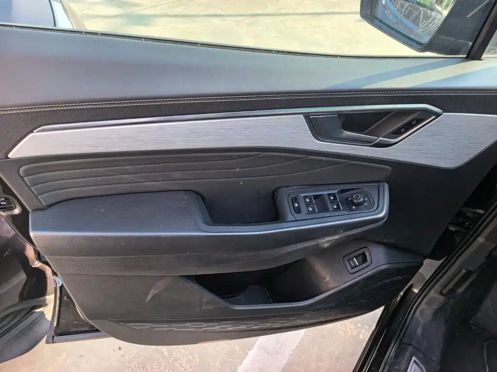 Volkswagen Talagon — миниатюра 9