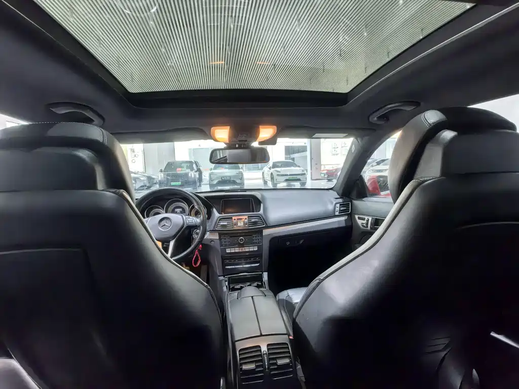 Mercedes-Benz E-Class (Import) — миниатюра 17