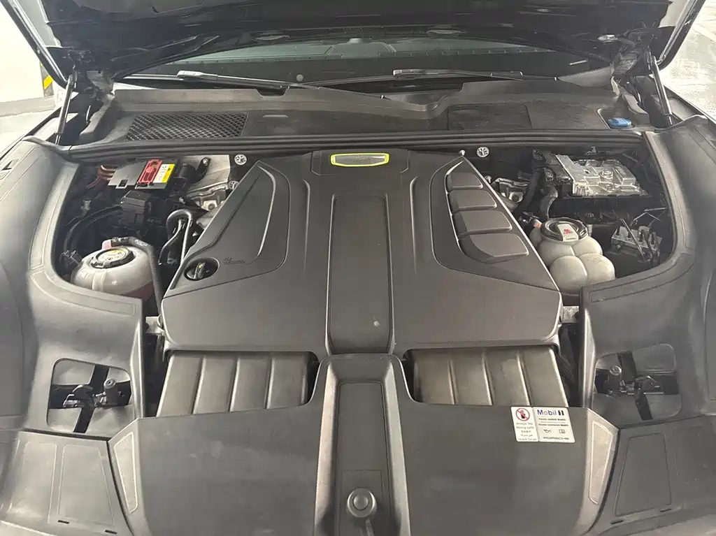 Porsche Cayenne Hybrid — миниатюра 15