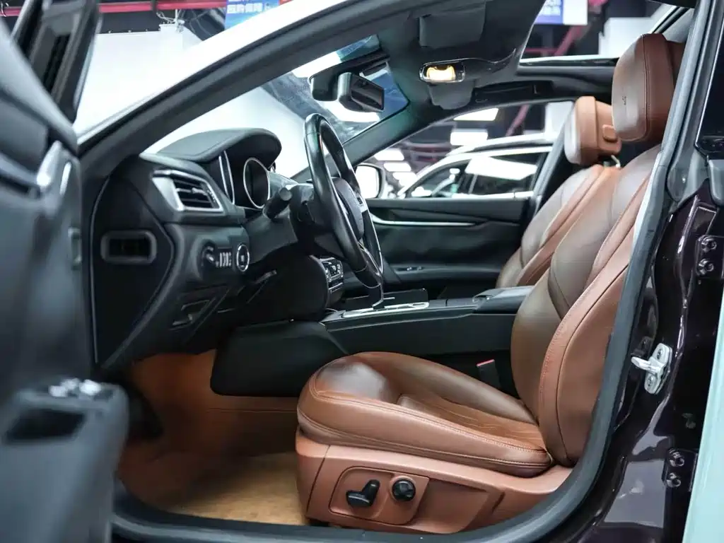 Maserati Ghibli — миниатюра 7