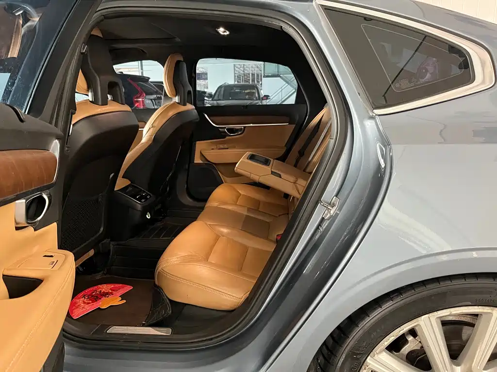 Volvo S90 2016 T6 AWD
