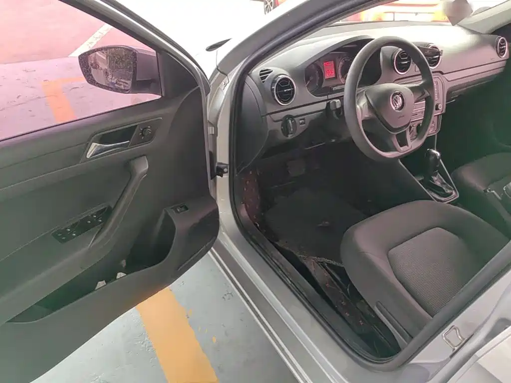 Volkswagen Jetta — миниатюра 16