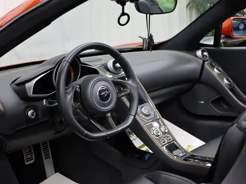 McLaren 12C — миниатюра 10
