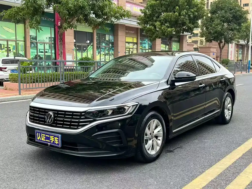 Volkswagen Passat 2023