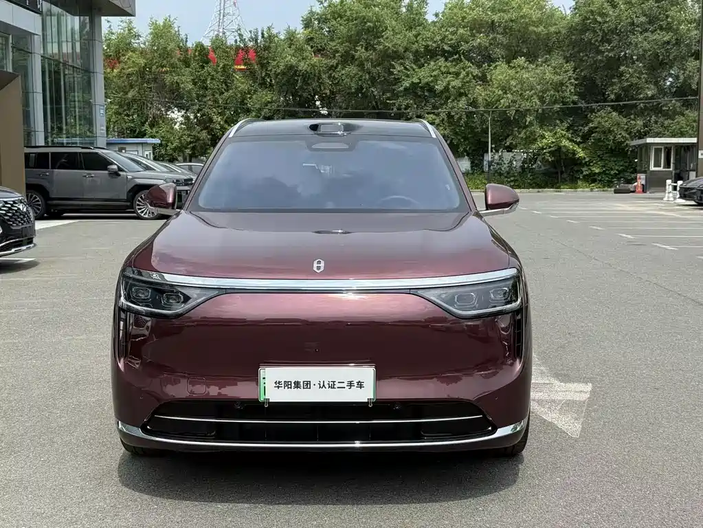 Aito M8 2025 Ultra 53.4kWh 6 мест (192 )