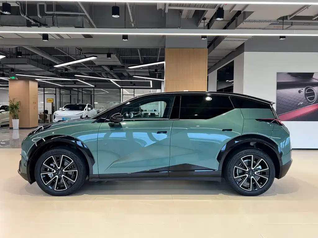 Zeekr X 2025 мест
