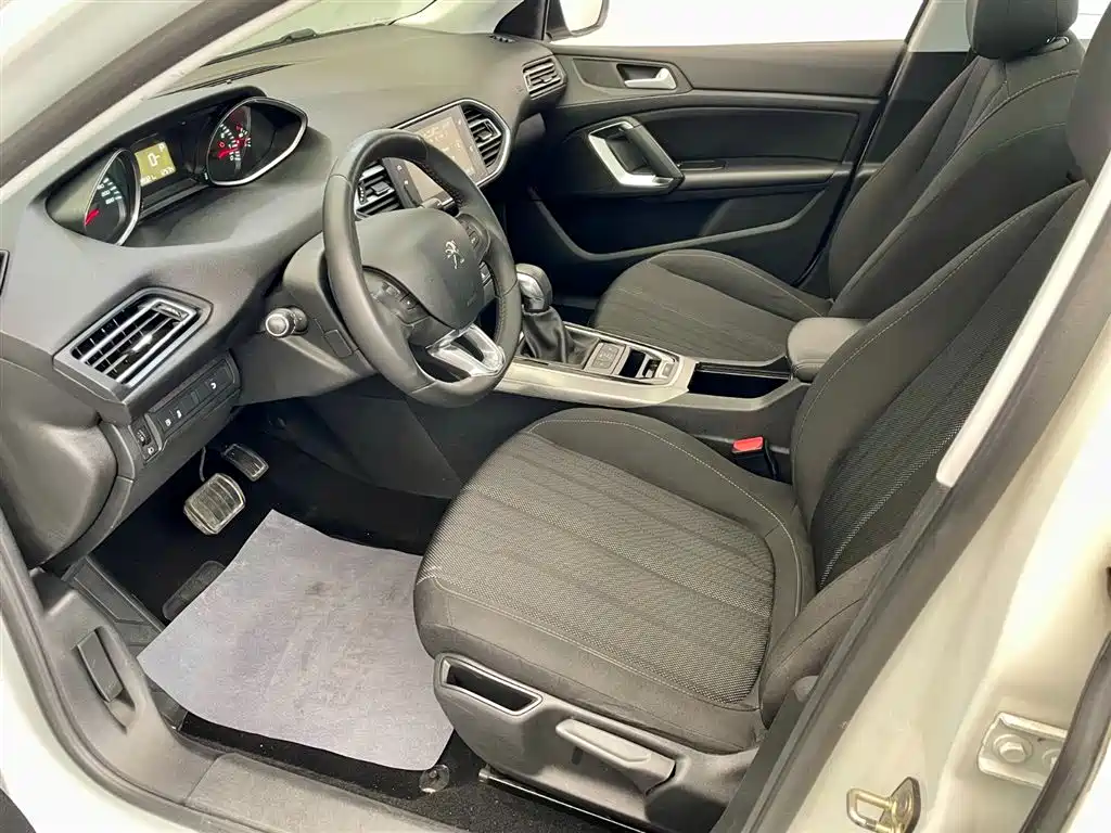 Peugeot 308S 2015 1.6T AT