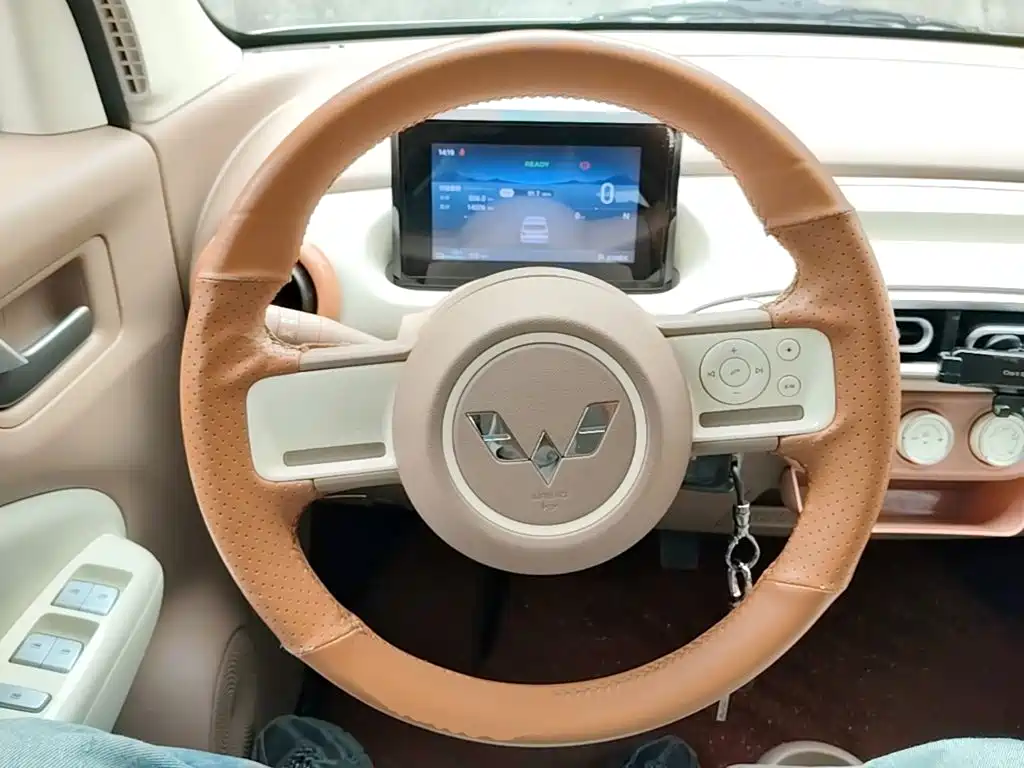 Wuling MINIEV — миниатюра 7