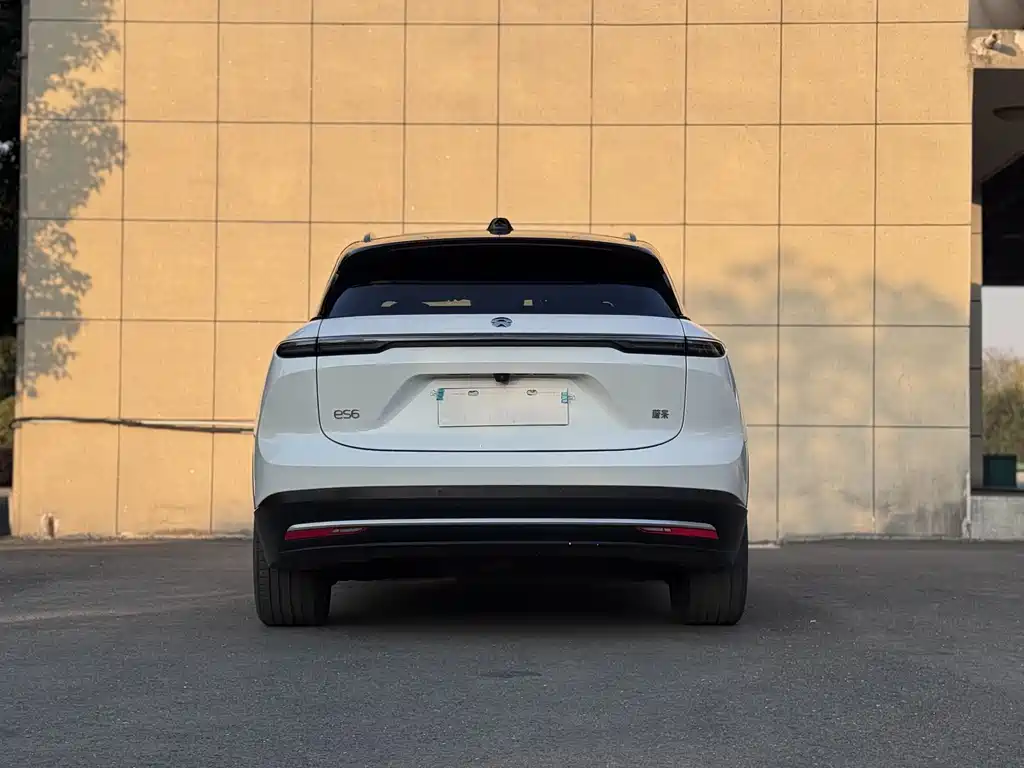 NIO NIO ES6