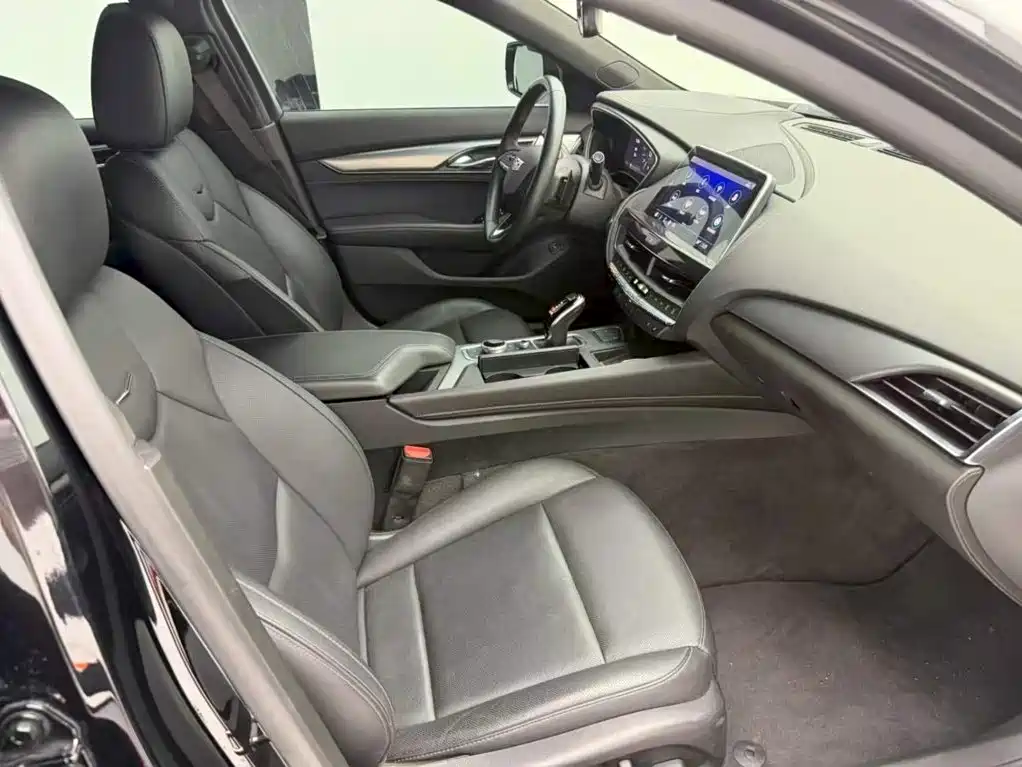 Cadillac CT5 — миниатюра 4