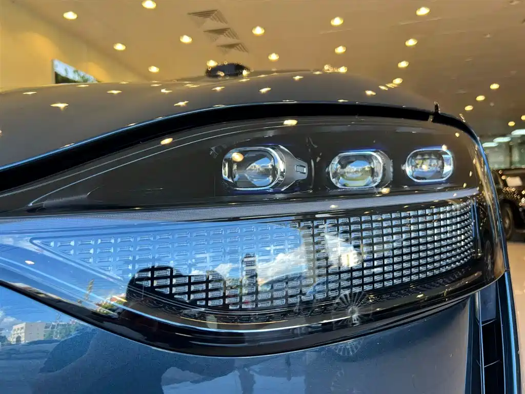 Aito M9 2024 Max 42kWh 6 мест