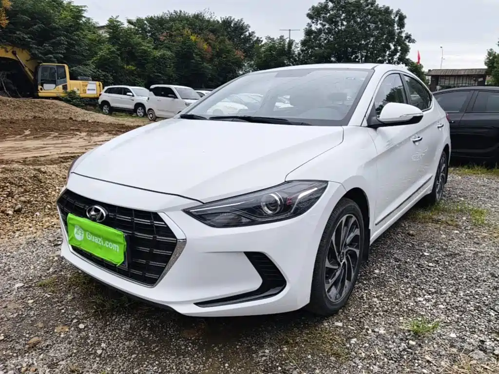 Hyundai Elantra