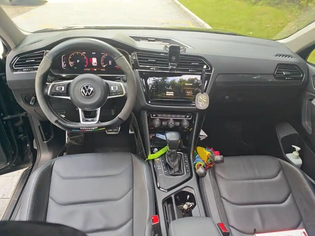 Volkswagen Tiguan L — миниатюра 13