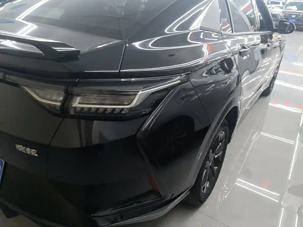 Aeolus Yixuan — миниатюра 8