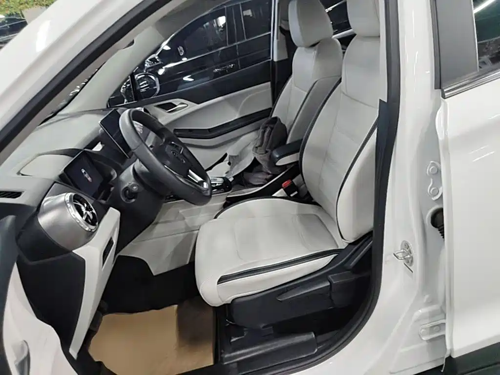 BYD Yuan Pro — миниатюра 15