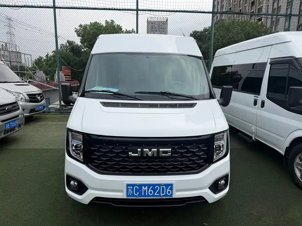 JMC JMC Fushun — миниатюра 2