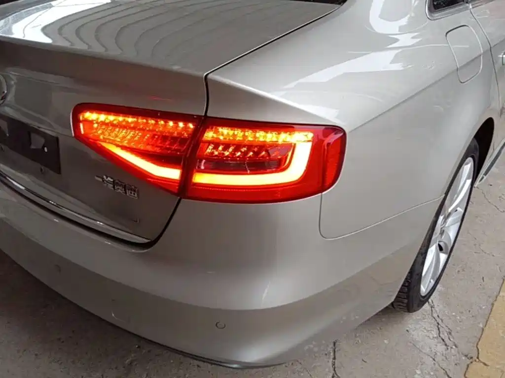 Audi A4L — миниатюра 8