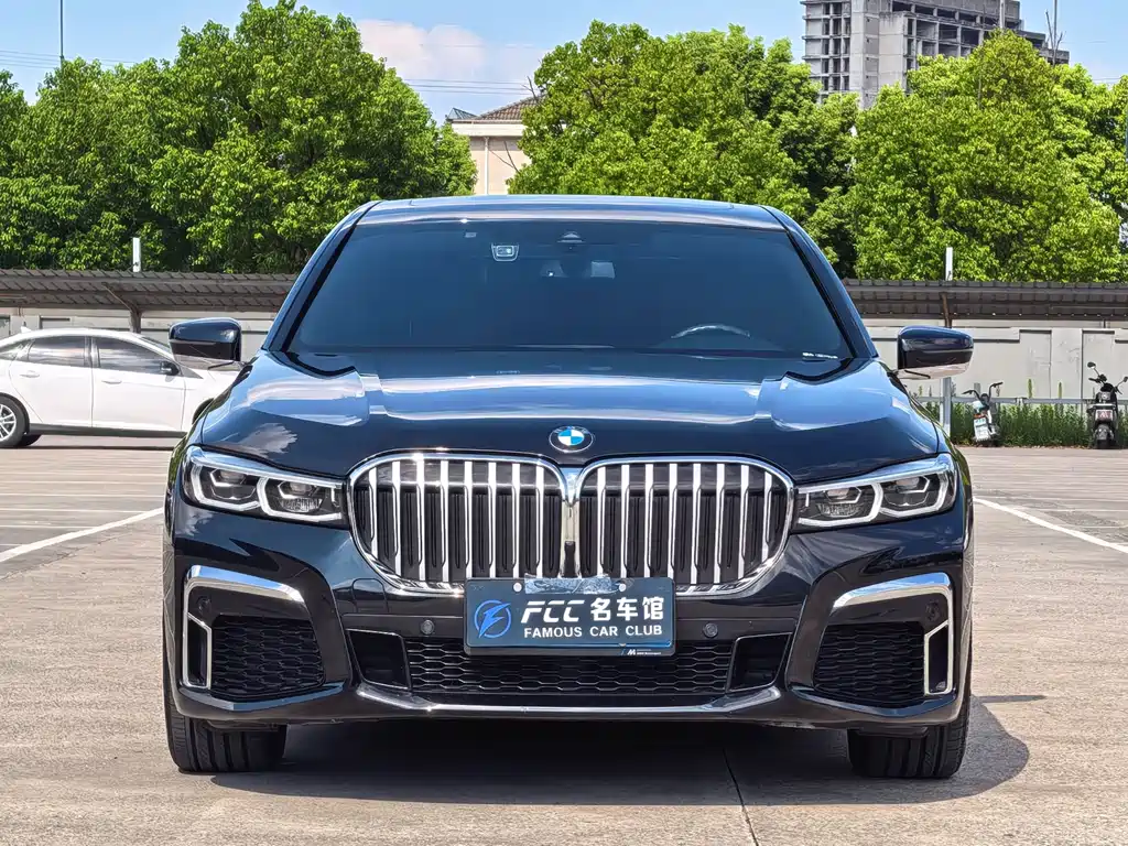 BMW 7 Series — миниатюра 2