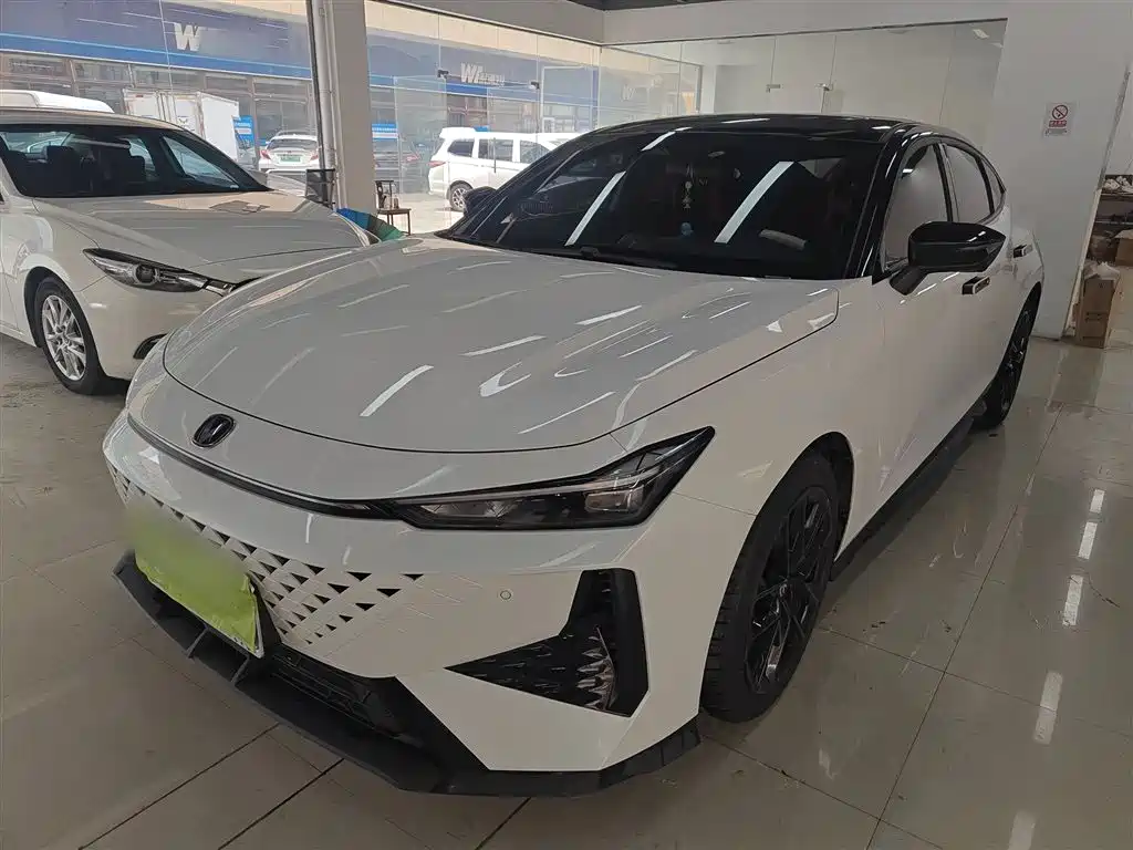 Changan UNI-V 2024