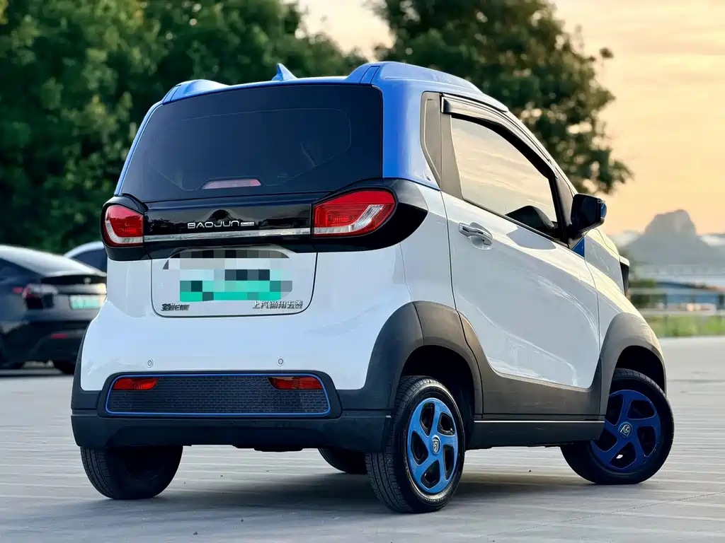Baojun E100 — миниатюра 4