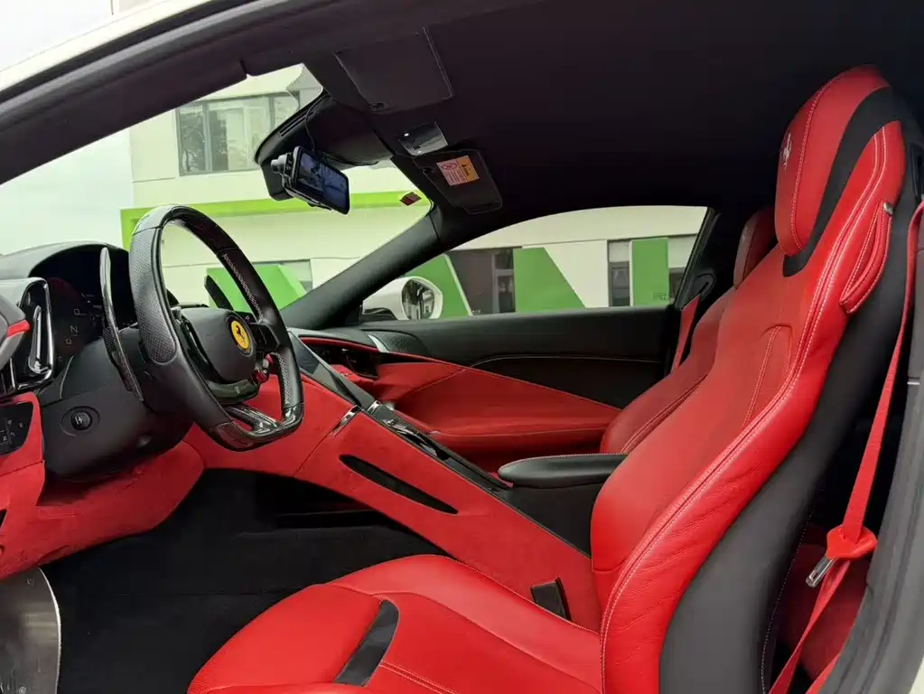 Ferrari Roma 2020 3.9T V8