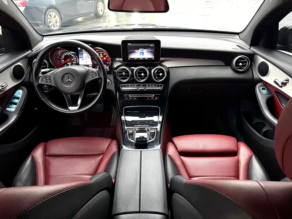 MERCEDES-BENZ GLC COUPE