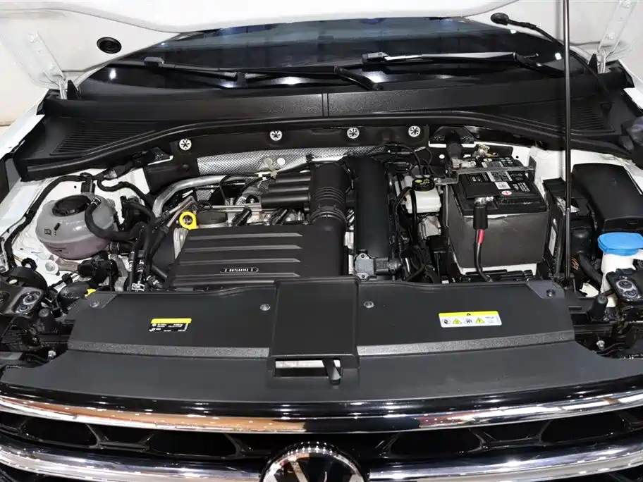 VOLKSWAGEN T ROC EXPLORING SONGS