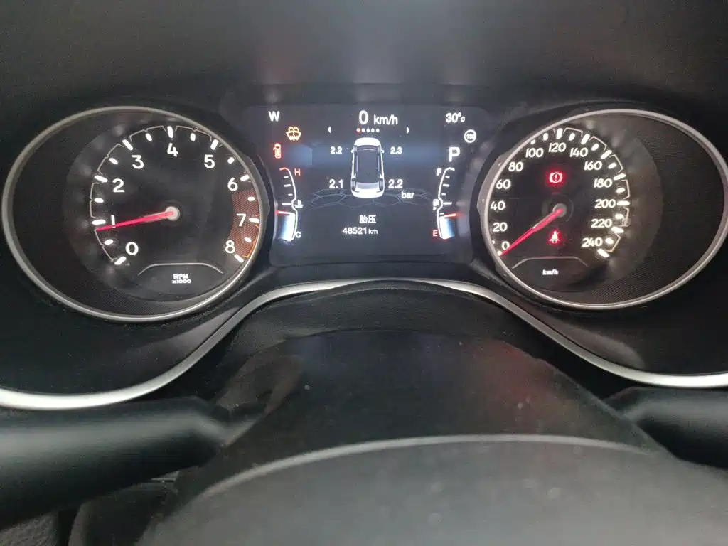 Jeep Compass — миниатюра 13