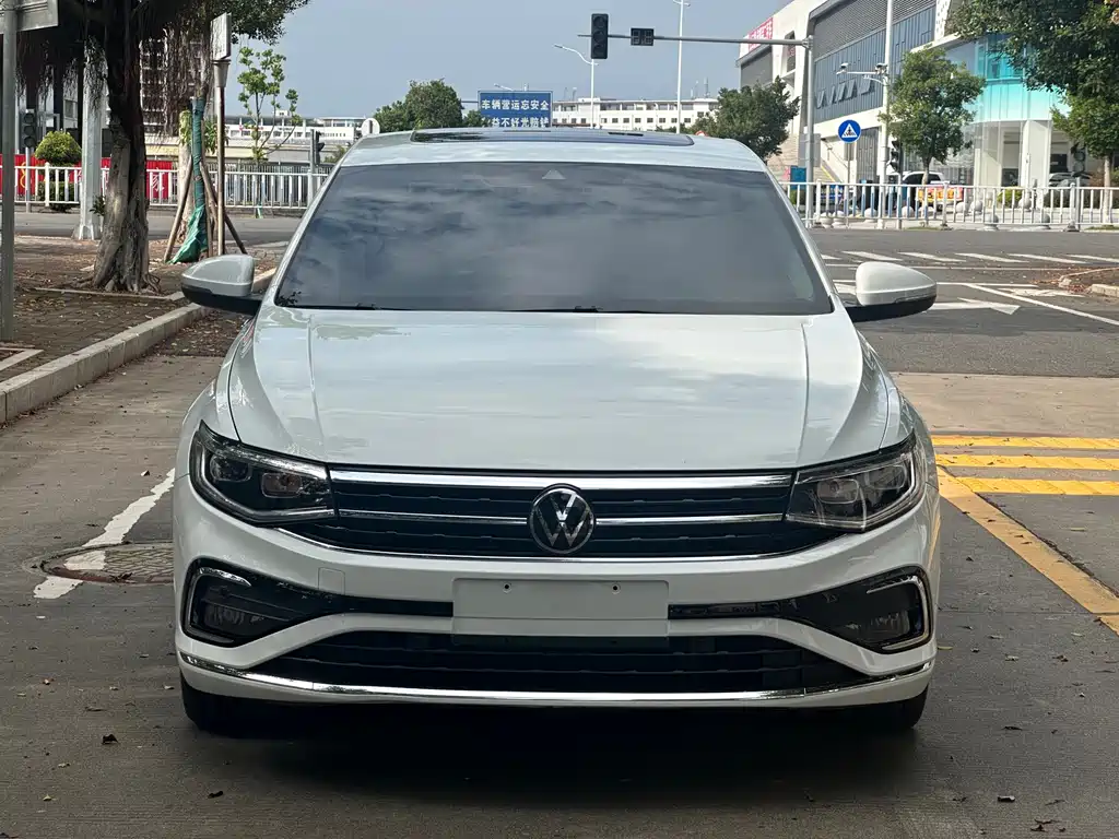 Volkswagen Bora — миниатюра 2
