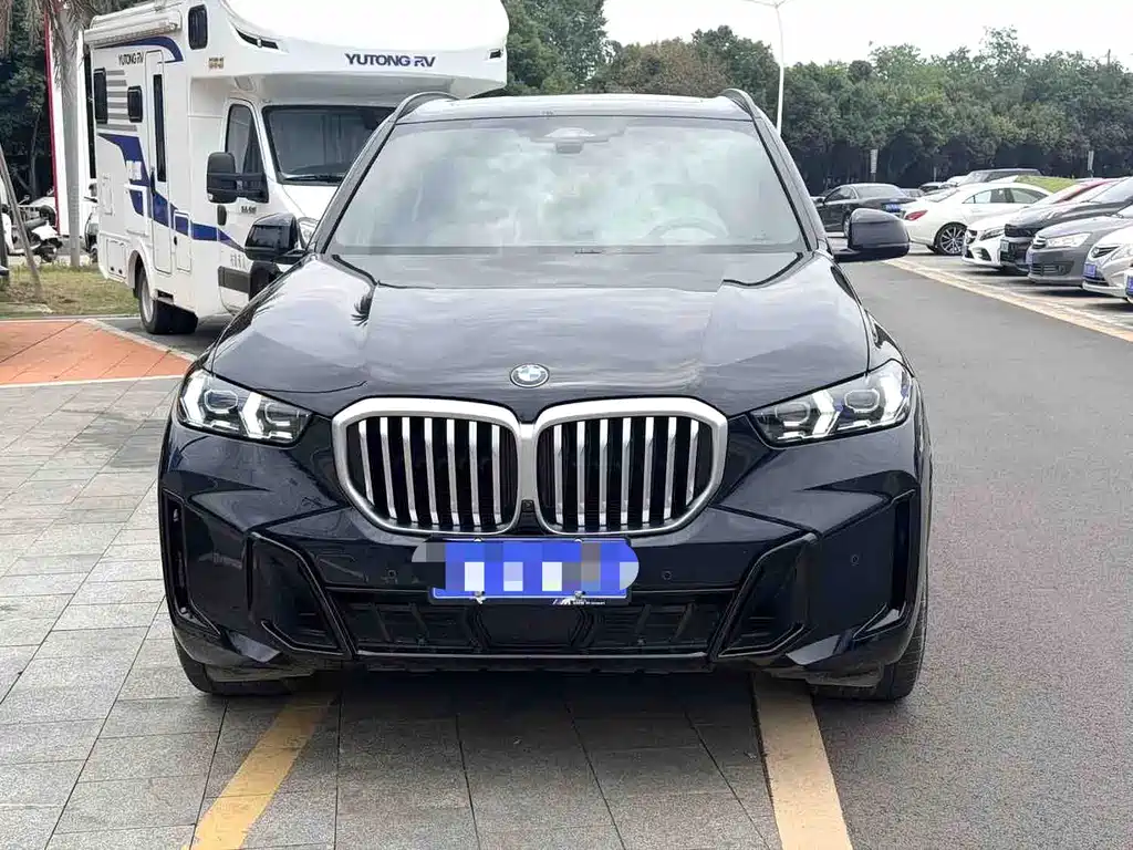BMW X5 2023 xDrive 40Li M Sport