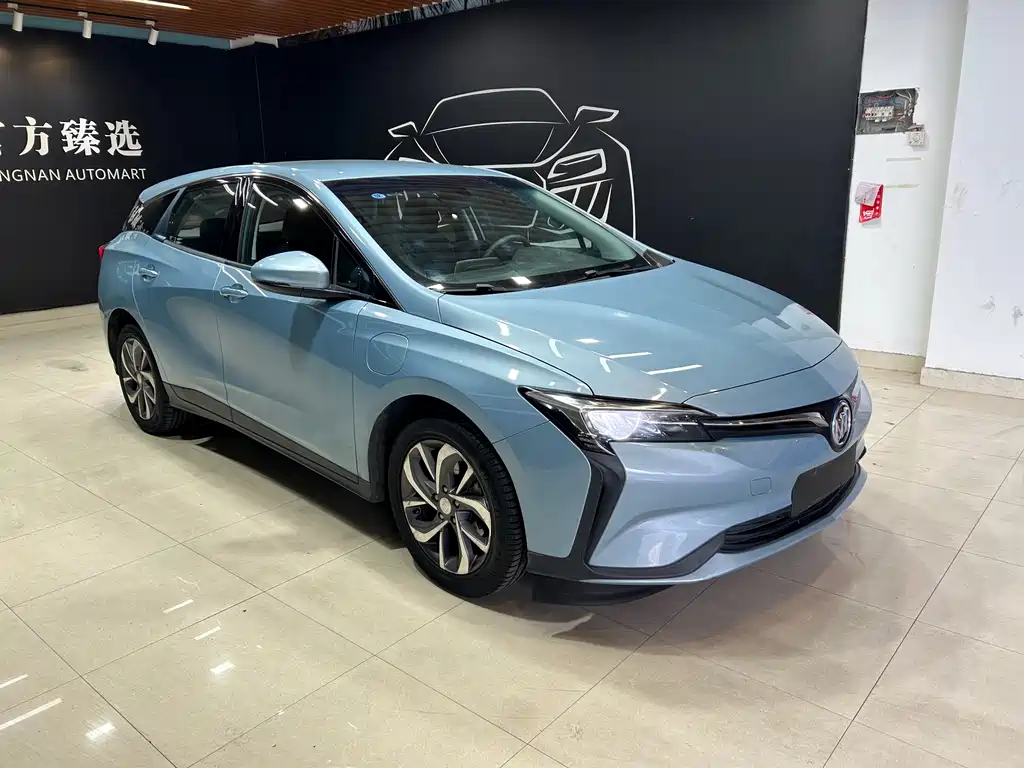 BUICK SLIGHTLY BLUE 6