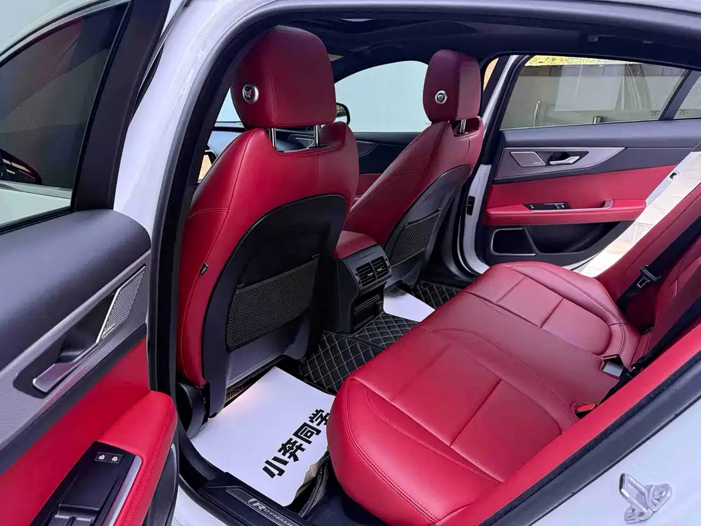Jaguar XEL — миниатюра 19
