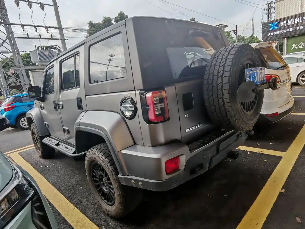 BAIC BJ40 2023 2.0T AT Champion