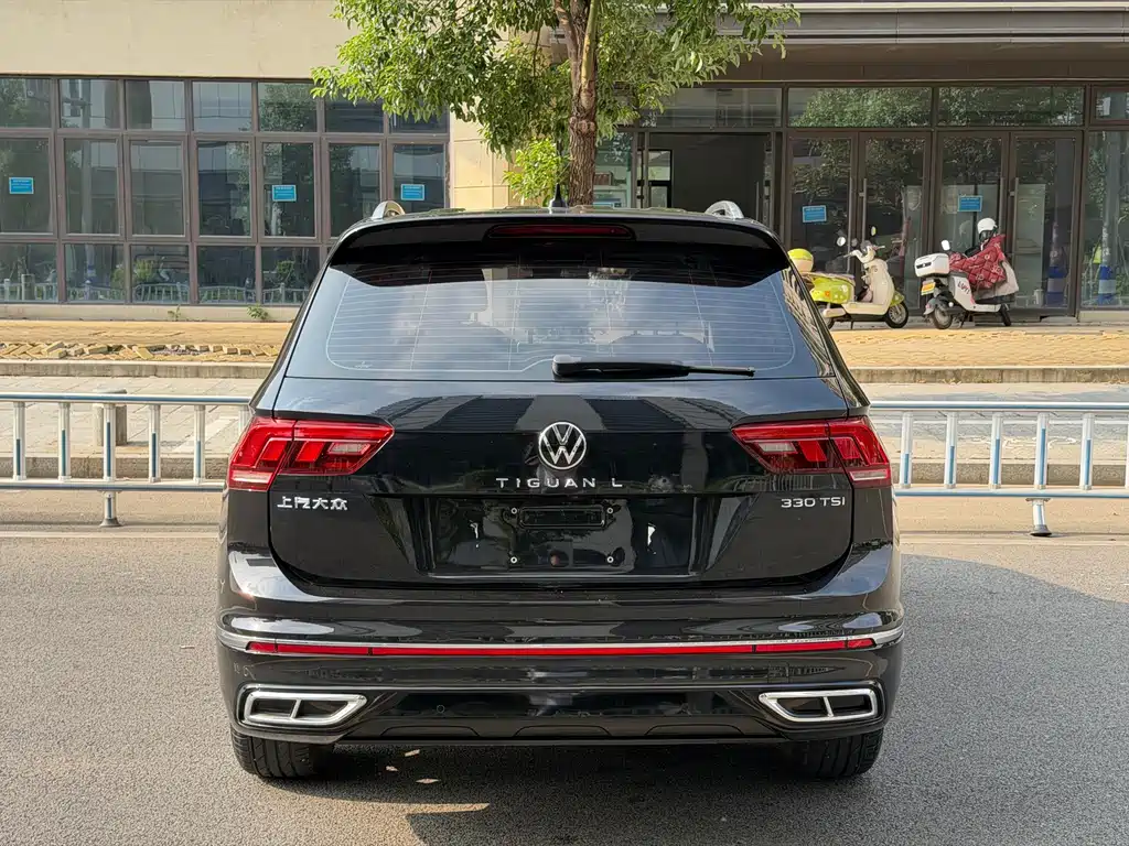 Volkswagen Tiguan L — миниатюра 10