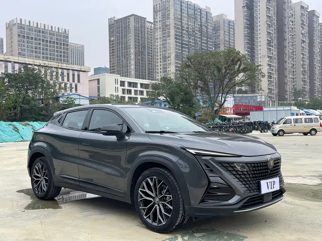 Changan UNI-T 2022 — фото 3