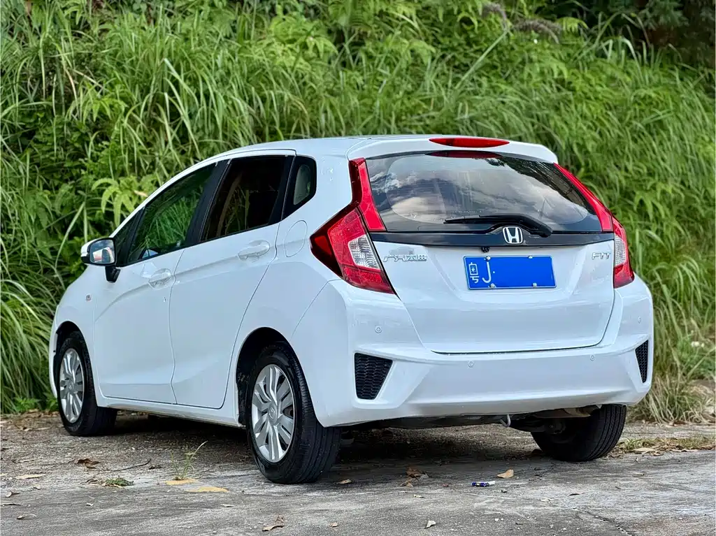 Honda Fit — миниатюра 4