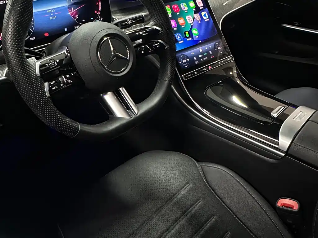 Mercedes-Benz C-Class — миниатюра 7