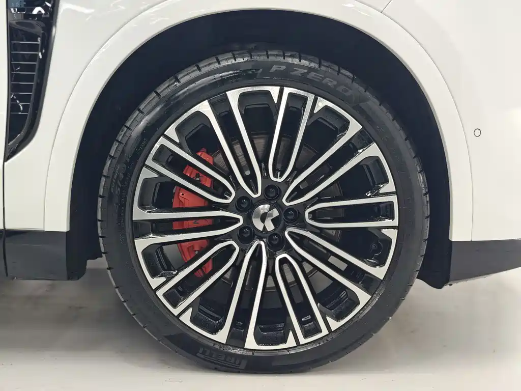 NIO ES8 — миниатюра 4