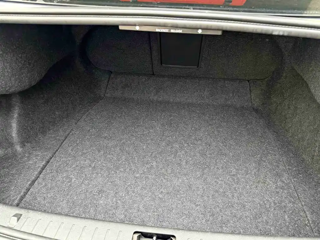 Volvo S60 — миниатюра 11